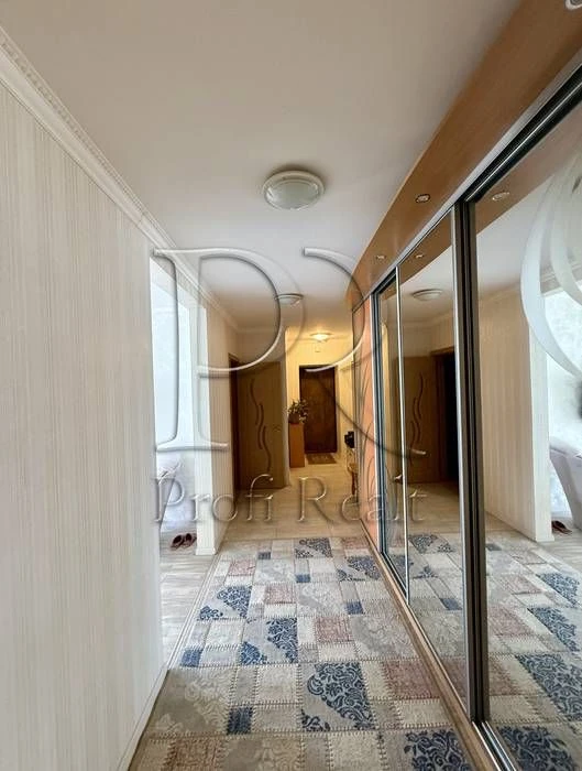 Без %. Продажа: 3 к.кв. , 102 м2., 7-этаж ЖК Лико-Град, ул.