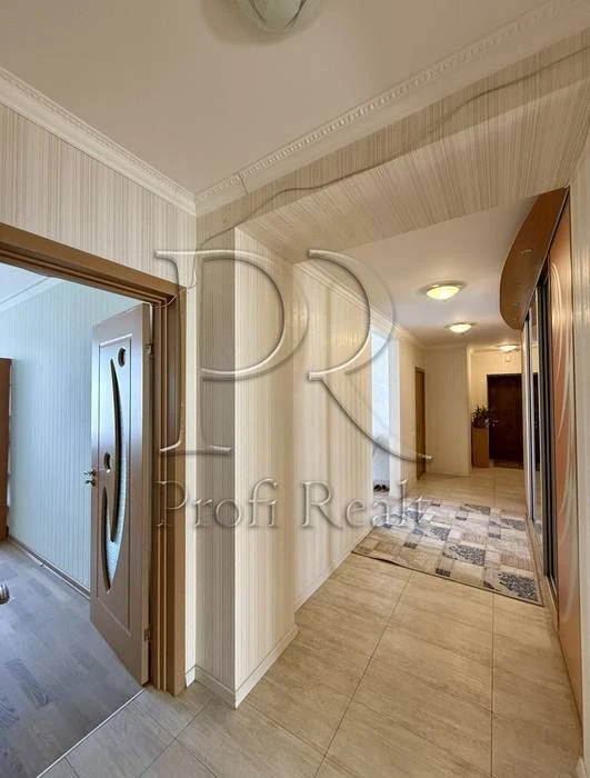 Без %. Продажа: 3 к.кв. , 102 м2., 7-этаж ЖК Лико-Град, ул.