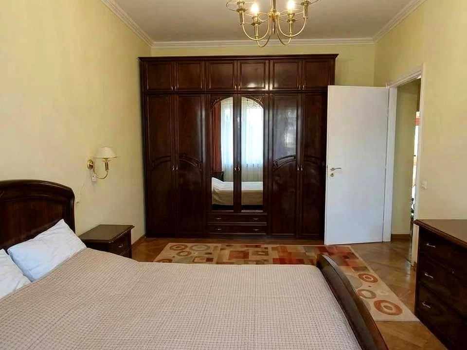 Квартира. Львів, вулиця Гетьмана Петра Дорошенка