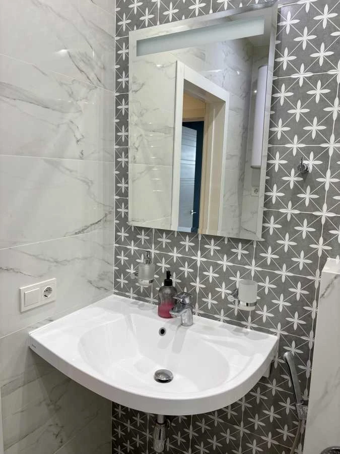 Сдается 1-комнатная квартира 43 м², улица Юрия Кондратюка, 5