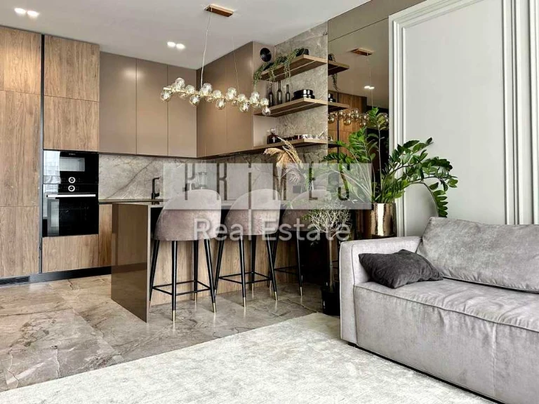 Apartment. Kyiv, Saperne Pole Street