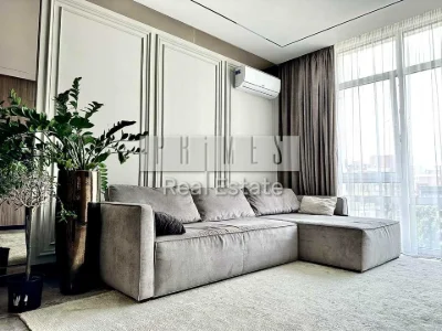 Apartment. Kyiv, Saperne Pole Street