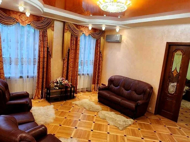 Apartment. Illya Mechnikova Street, Lviv