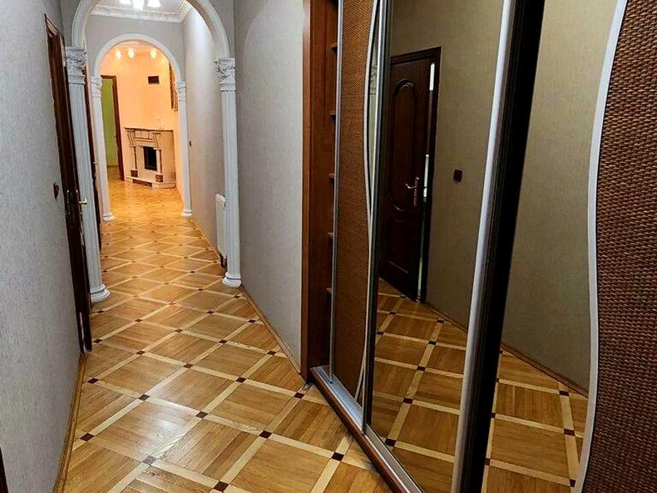 Apartment. Illya Mechnikova Street, Lviv