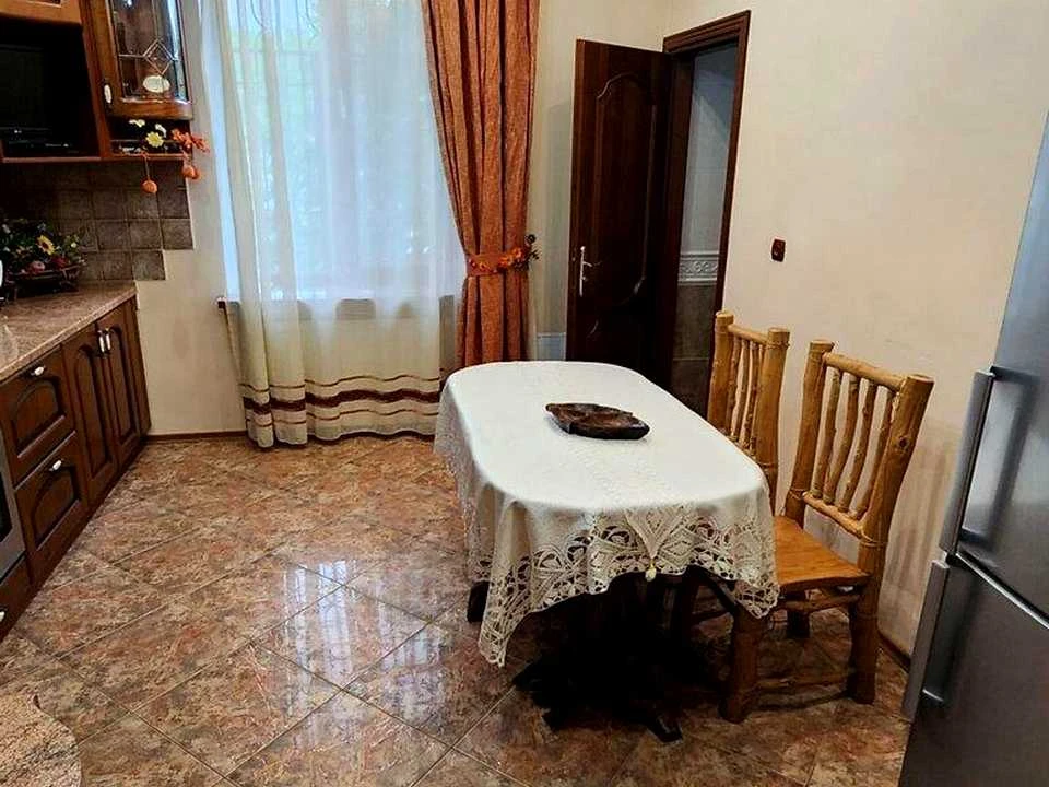 Apartment. Illya Mechnikova Street, Lviv