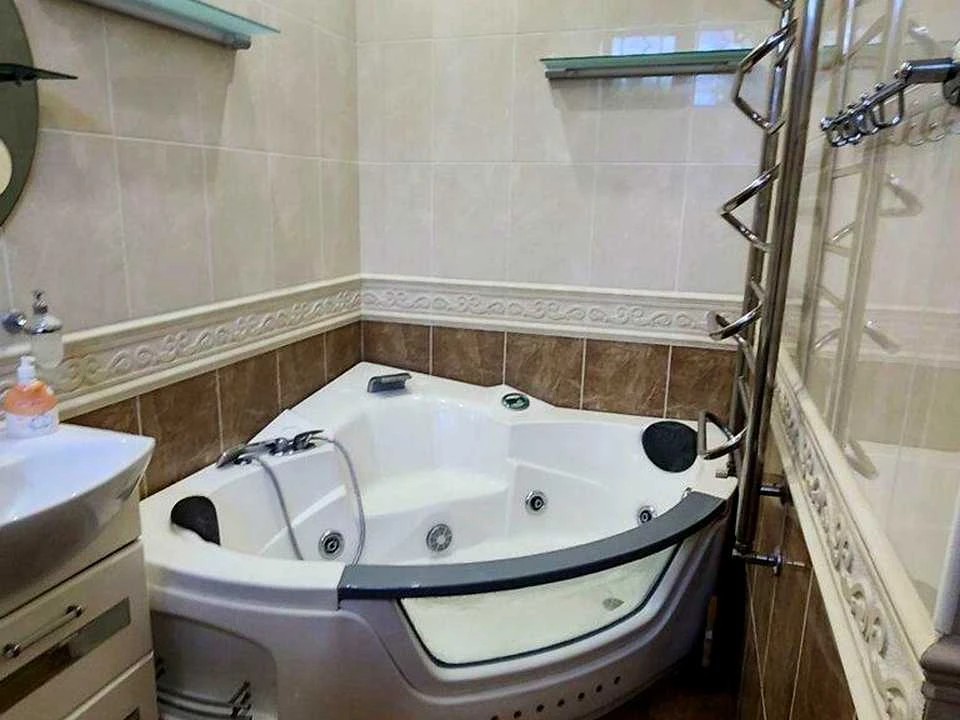 Apartment. Illya Mechnikova Street, Lviv