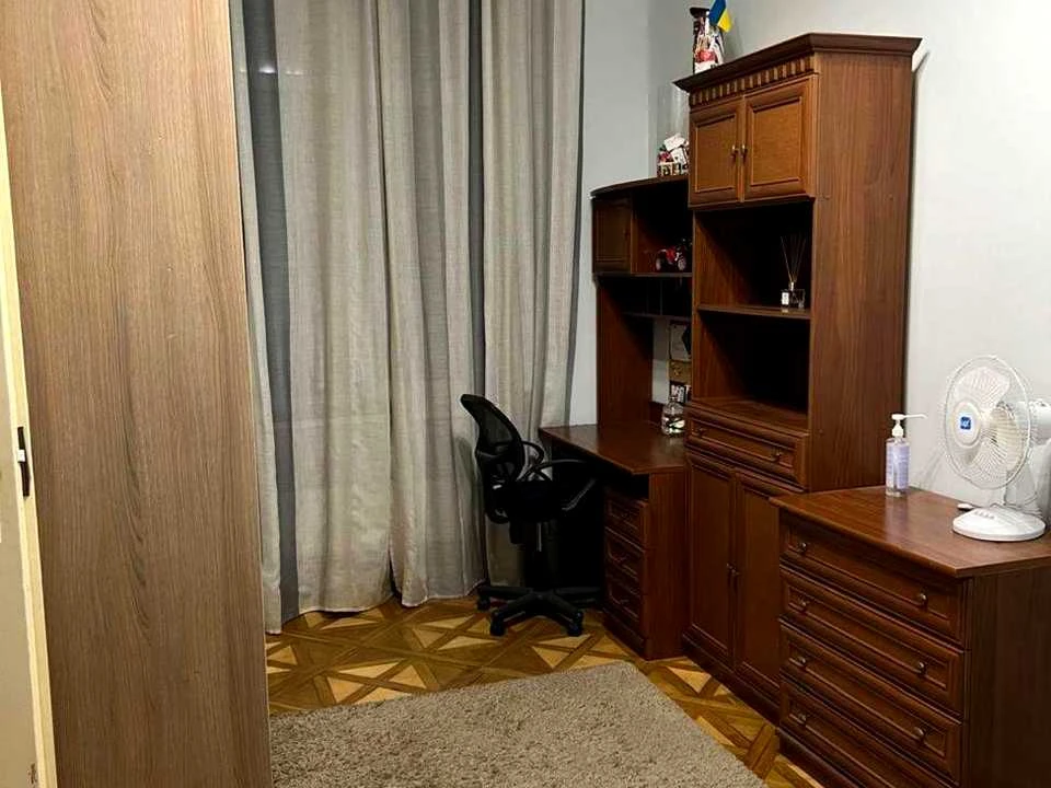 Apartment. Hetman Petro Doroshenko Street, Lviv