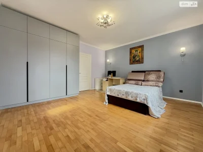 Sale of Apartment in Ivann Rubchak Street