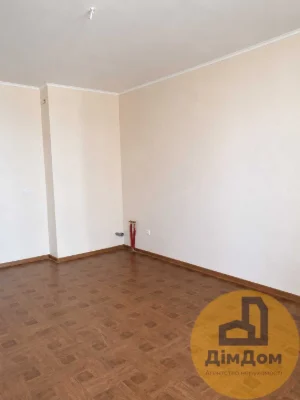 Sale of a 3-bedroom apartment / Revutsky 54-B / Kharkiv metro station