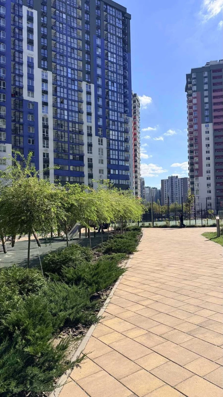 БЕЗ КОМІСІЇ!! 43,6 м² з ремонтом меблями та технікою, ЖК «Си