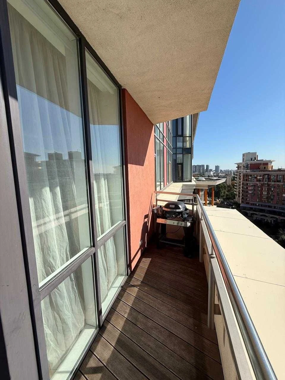 Apartment for Sale in "Solnyana Brama" Residential Complex