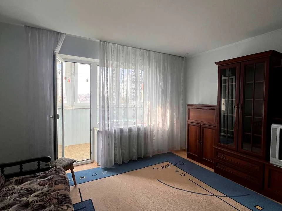Apartment. Odessa, Semena Paliya st.