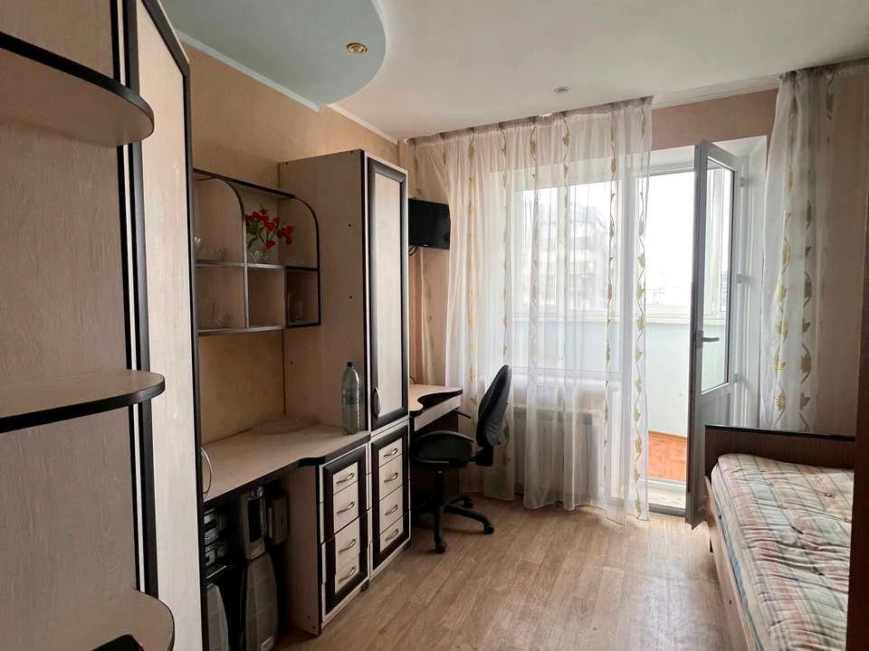 Apartment. Odessa, Semena Paliya st.