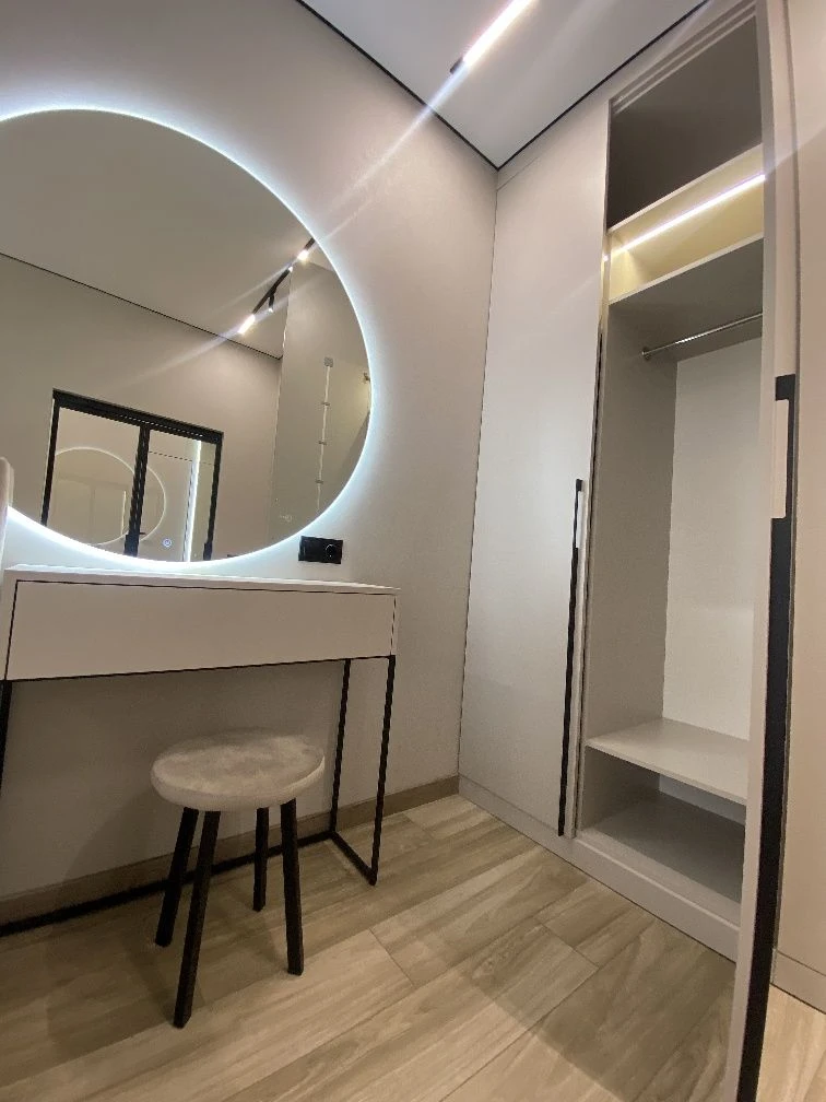 Sale of a 1-bedroom apartment with designer renovation | ЖК Лу