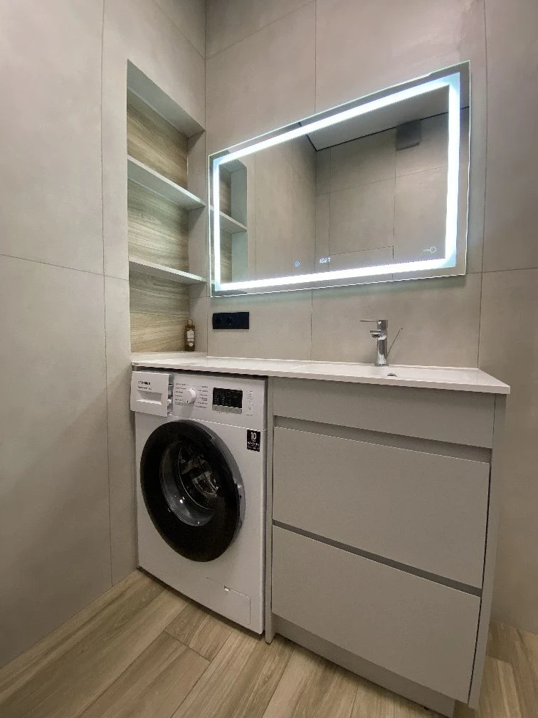 Sale of a 1-bedroom apartment with designer renovation | ЖК Лу
