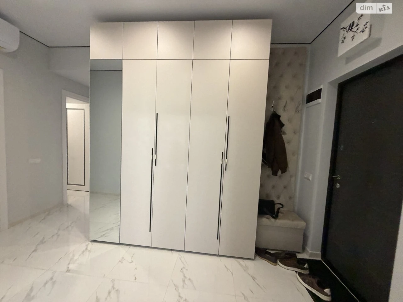 Apartment for Sale: New