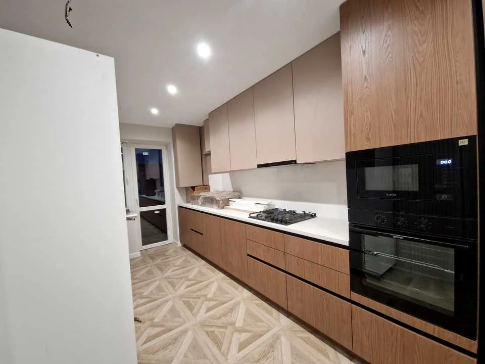 Apartment. Uzhgorod, Yenkovska Street