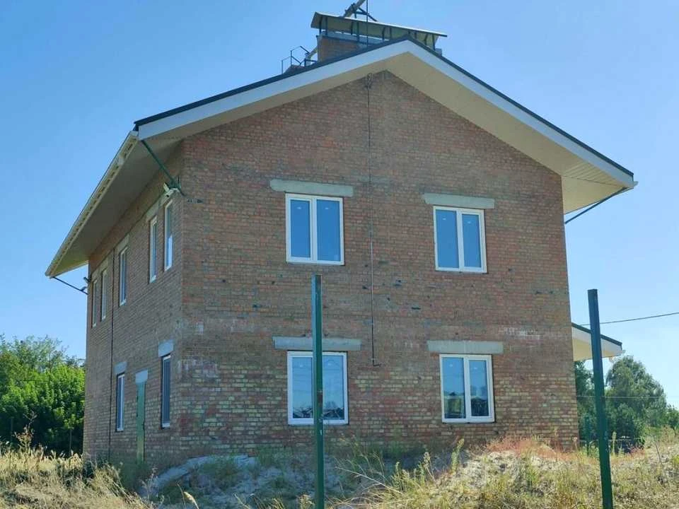 House. Черкаov, West