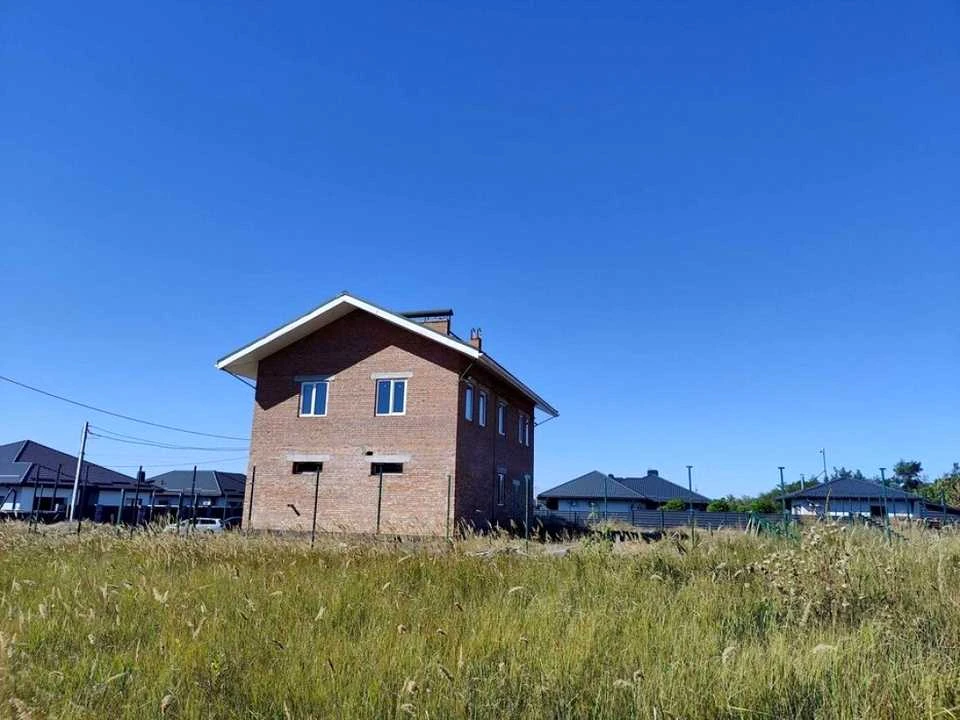 House. Черкаov, West