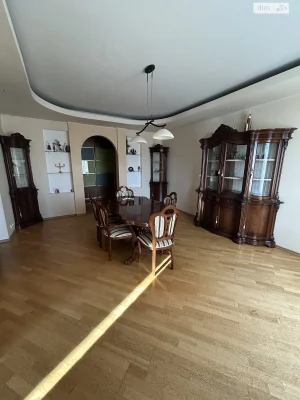 Apartment for Sale in Журавлiвка
