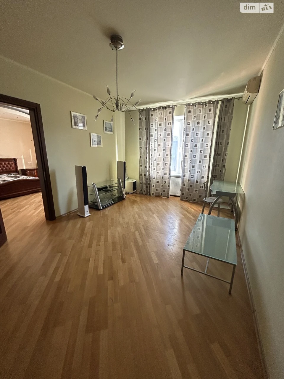 Apartment for Sale in Журавлiвка