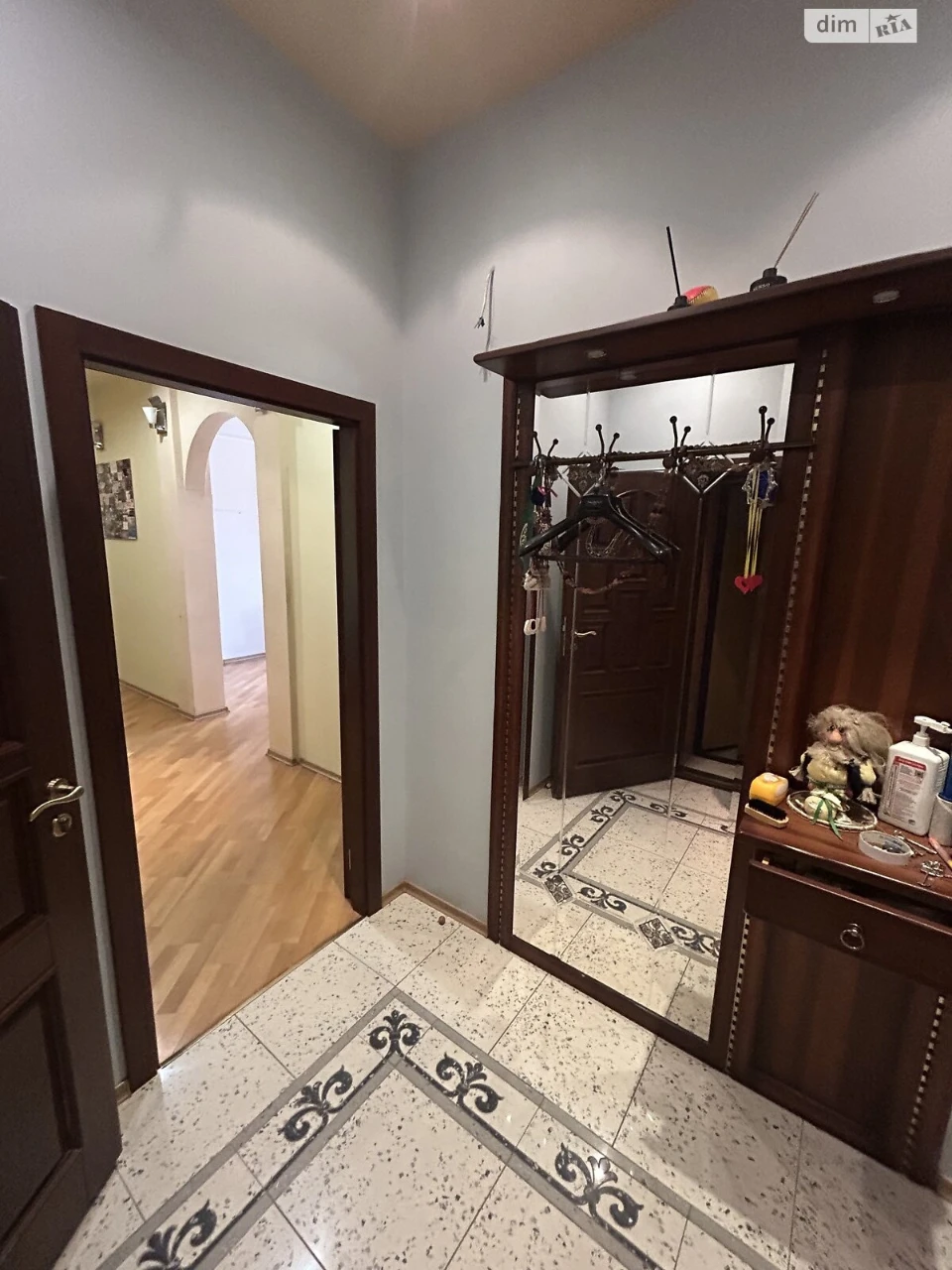 Apartment for Sale in Журавлiвка