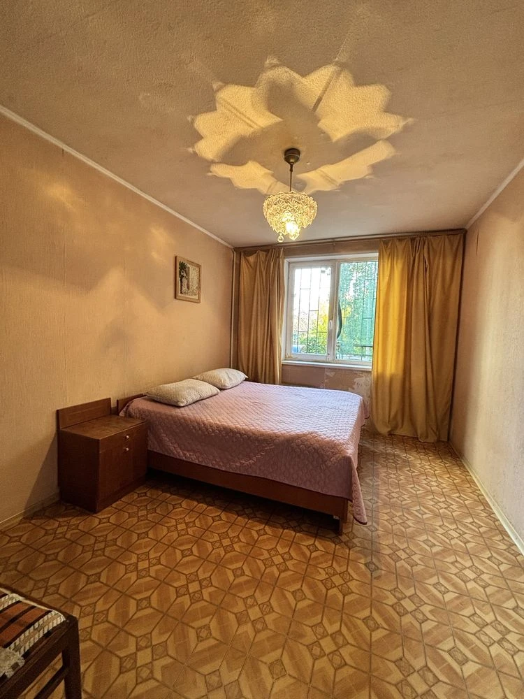 2-room apartment on Gv. Shirokintsiv