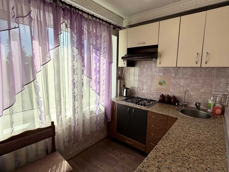Квартира. Київ, Мілютенка вул.