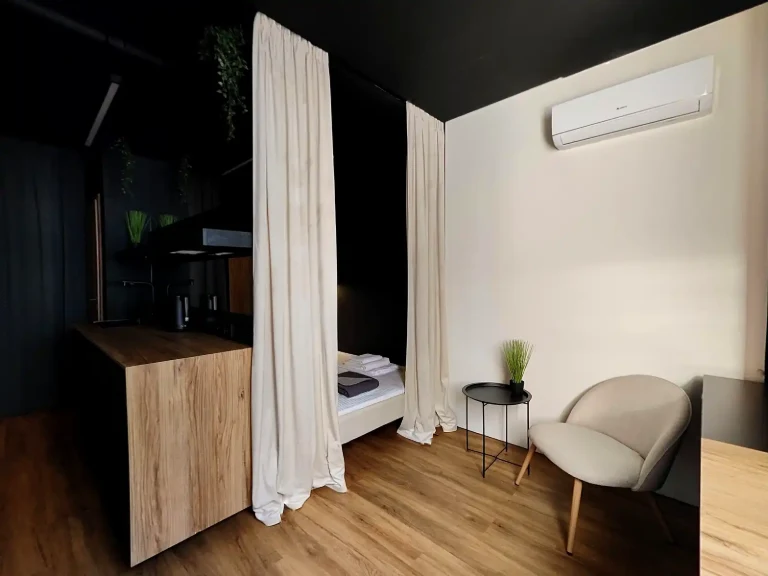 Rent 1-bedroom apartment 20 sq m 4/25 floor