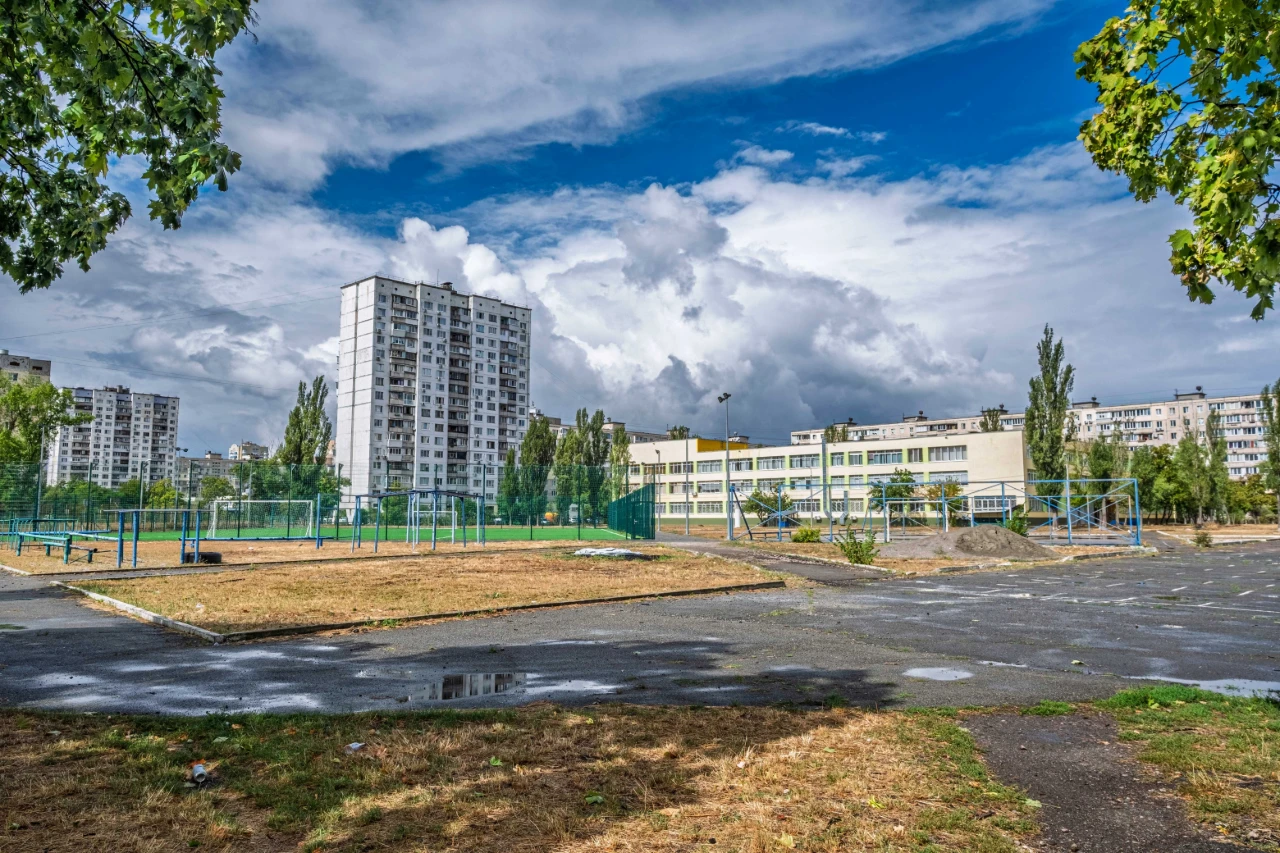 Продажа 2-комн. Приозерная ул. 8а, 58 кв.м. Оболонь 10 мин