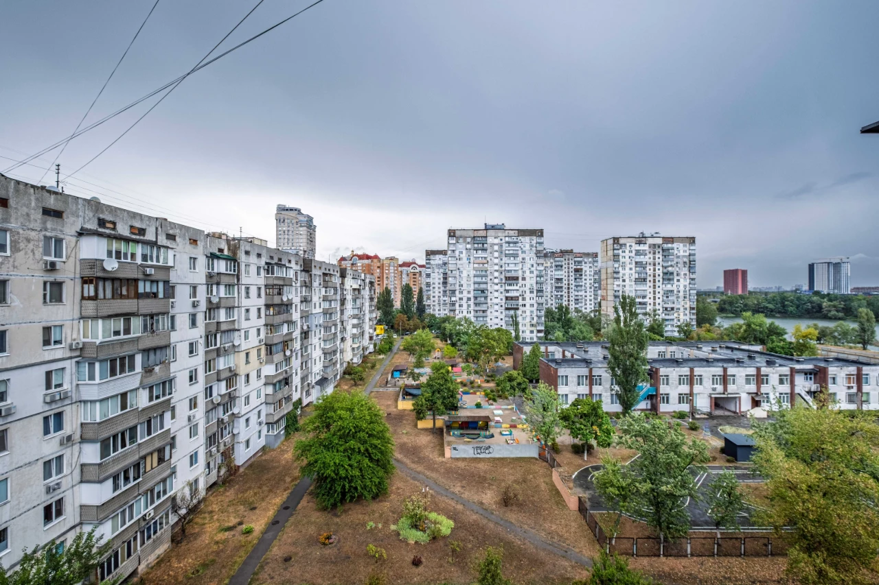 Продажа 2-комн. Приозерная ул. 8а, 58 кв.м. Оболонь 10 мин