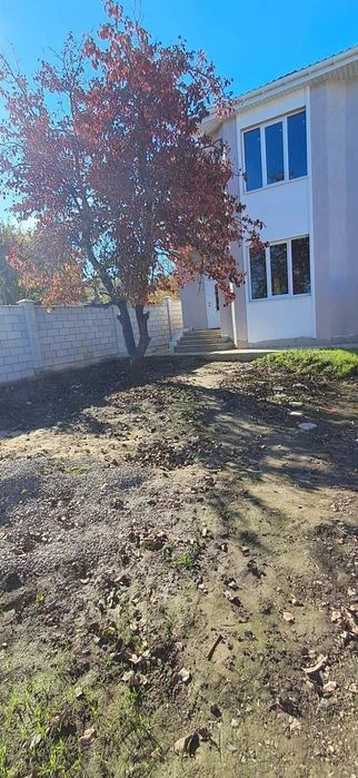 Новый дом на Даче Ковалевского.