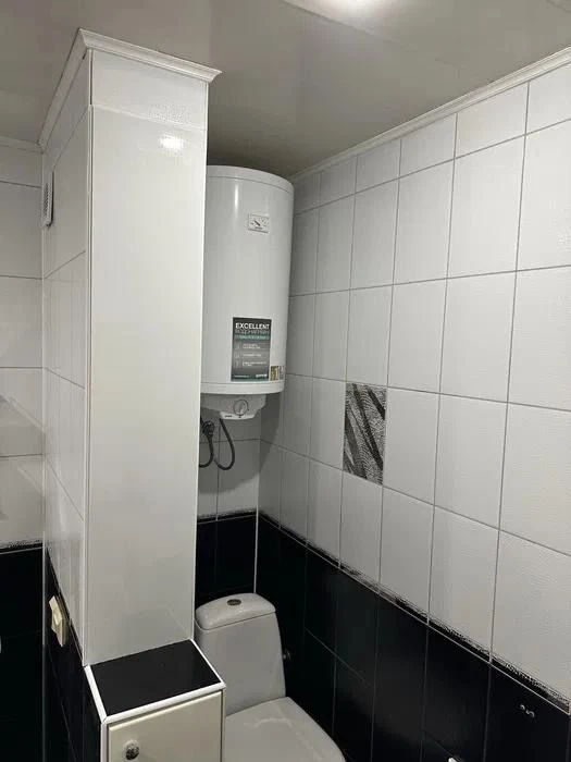 Apartment for sale: 2 rooms with fresh renovation, furniture and appliances