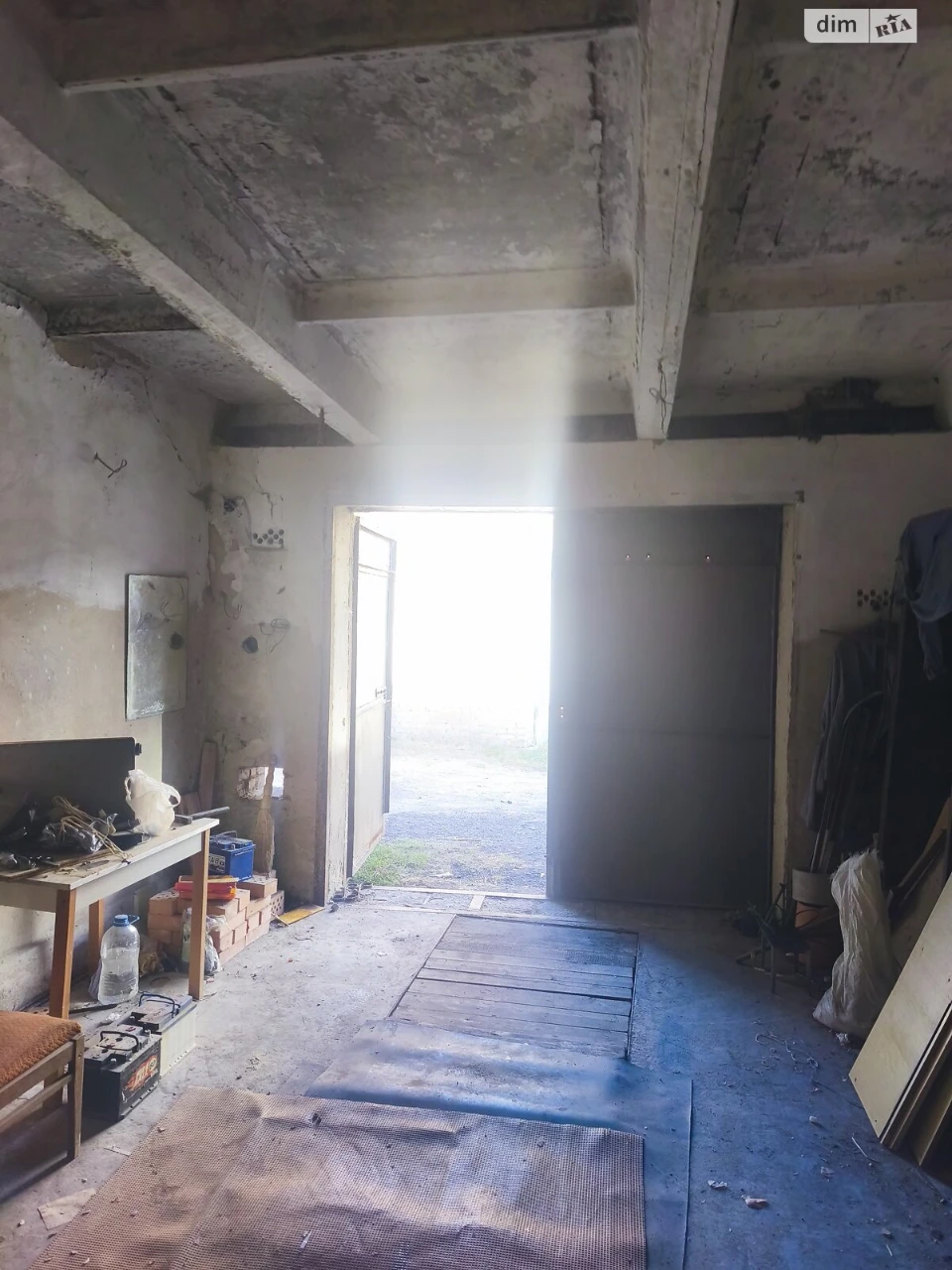 Apartment in a Garage Cooperative, Zamostyan