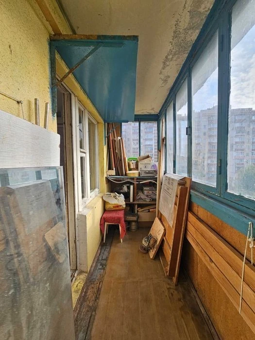 Spacious 1-room apartment for sale, Desnyanskyi district, Mykol st.