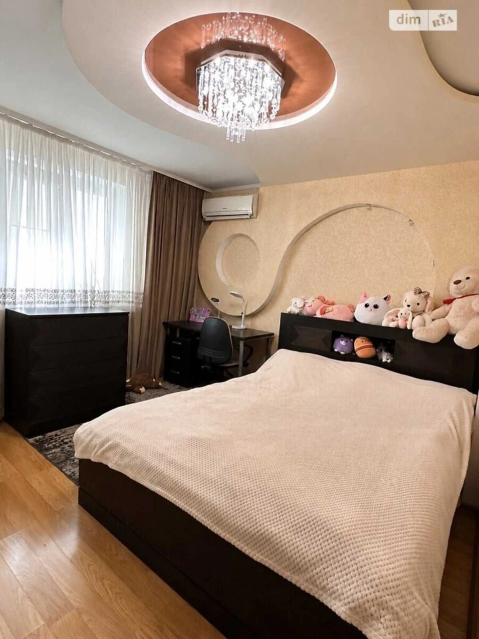 For Sale 2-bedroom apartment 75 sq.m with turnkey renovation and appliances