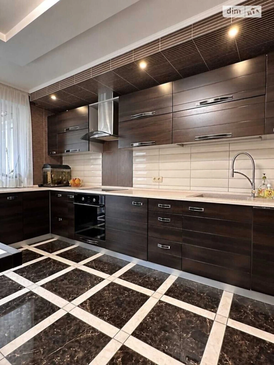 For Sale 2-bedroom apartment 75 sq.m with turnkey renovation and appliances
