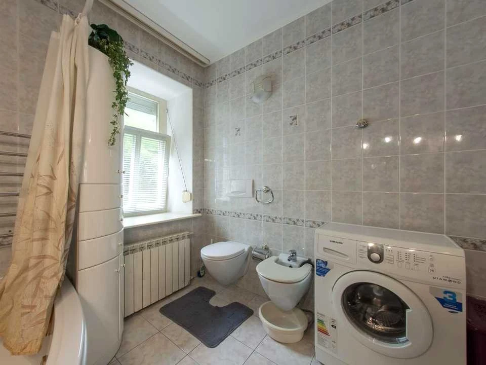 Apartment. Vozdvizhenska st. Kyiv