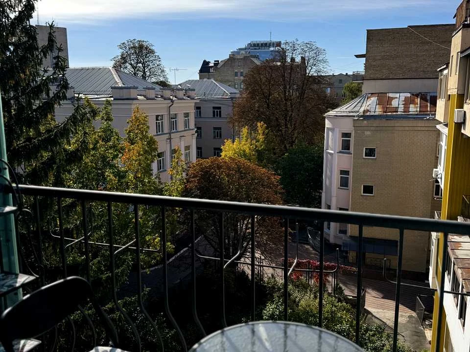 Квартира. Киев, Шолковая улица
