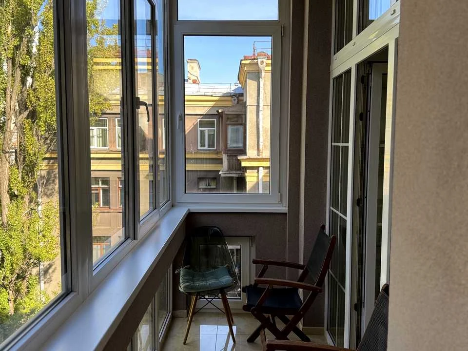 Квартира. Киев, Шолковая улица