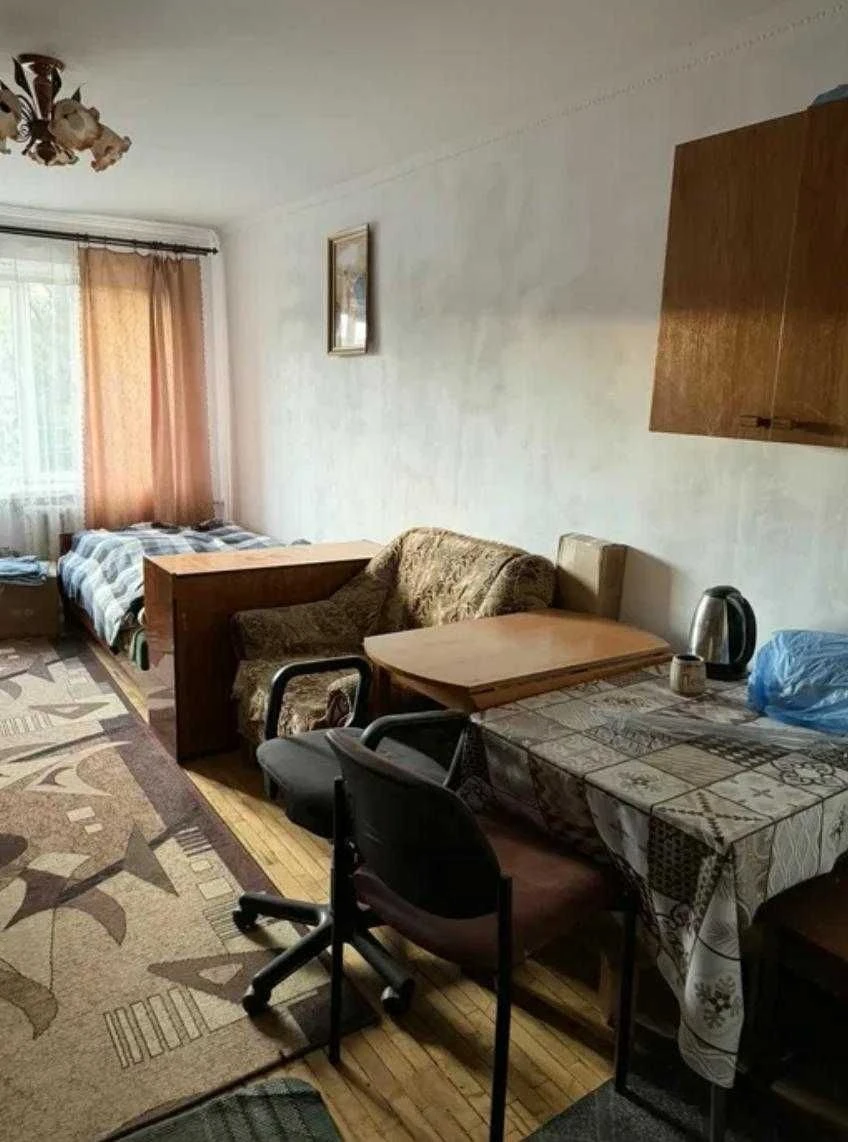 Compact apartment for sale in a former dormitory