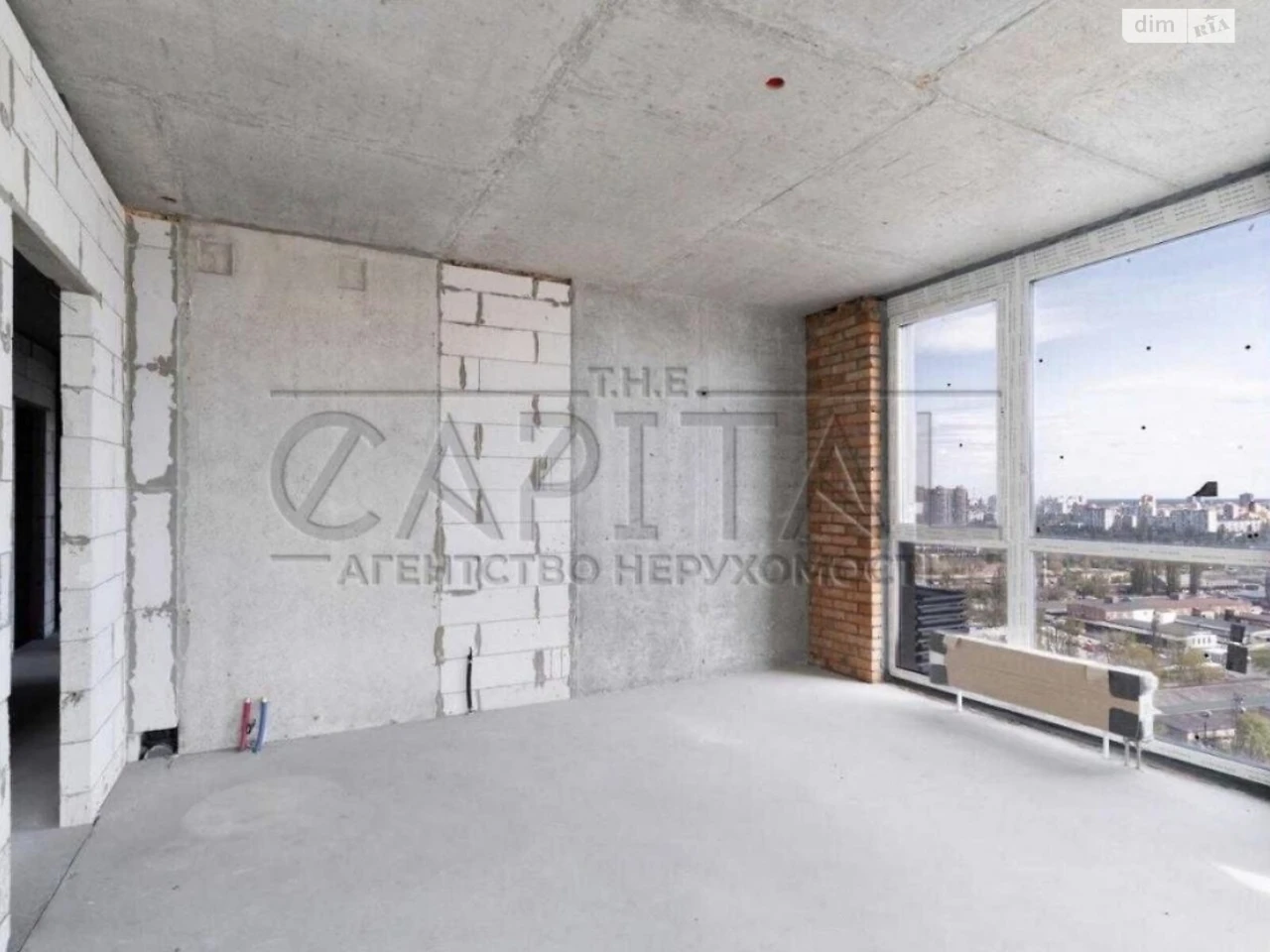 Apartment for Sale: Darnytskyi