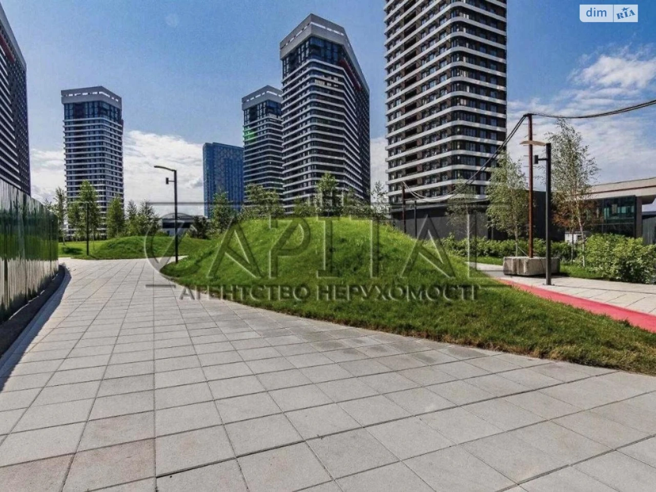 Apartment for Sale: Darnytskyi
