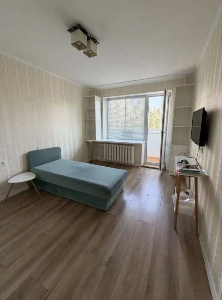 Sale of a 3-room apartment in Slobodzhansky district, Kalinovo