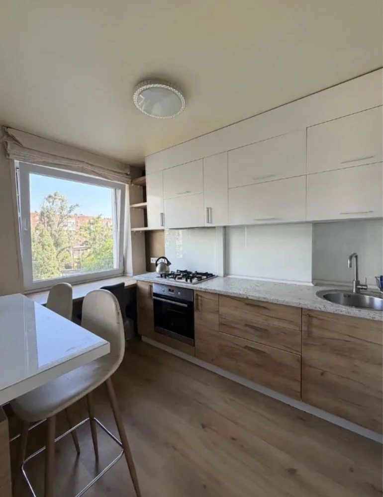 Sale of a 3-room apartment in Slobodzhansky district, Kalinovo