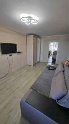 Sale of a 3-room apartment on Slobodzhansky Street