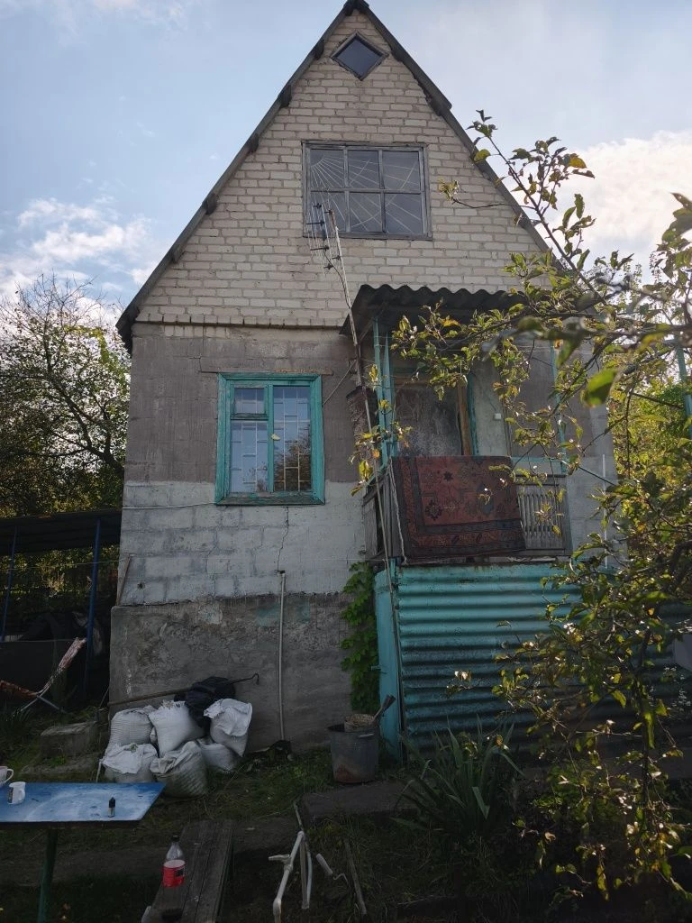 дача в селищі Ясний, приватизована земля