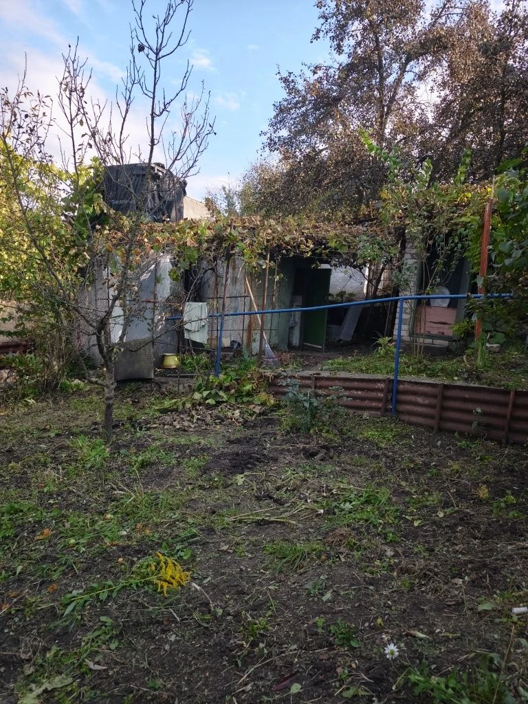 дача в селищі Ясний, приватизована земля