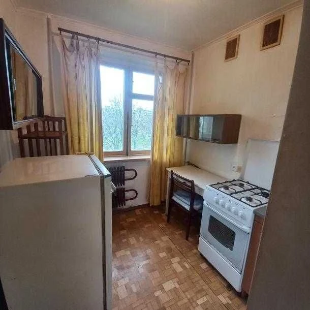 URGENTLY FOR SALE 1 bedroom apartment Salto