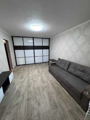 For Sale: 1-bedroom apartment near the Zandyska metro, Plekhanivska 119